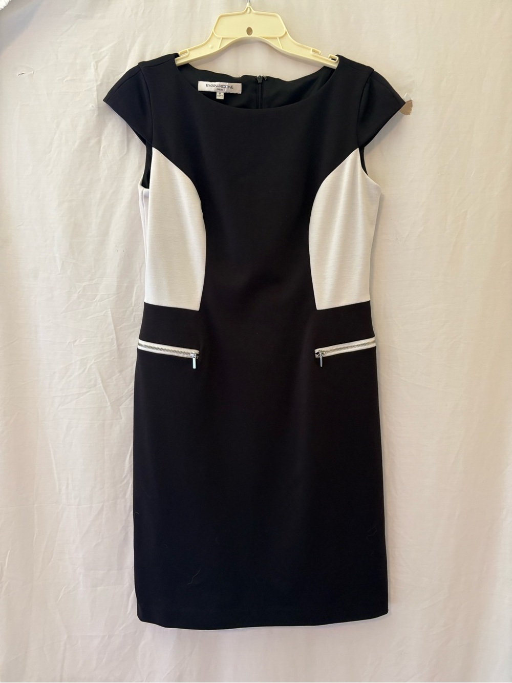 Evan Picone Black and White Cap Sleeve Sheath Dress
